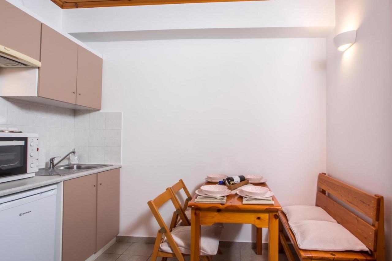 Margaritas Apartments Simi Zewnętrze zdjęcie