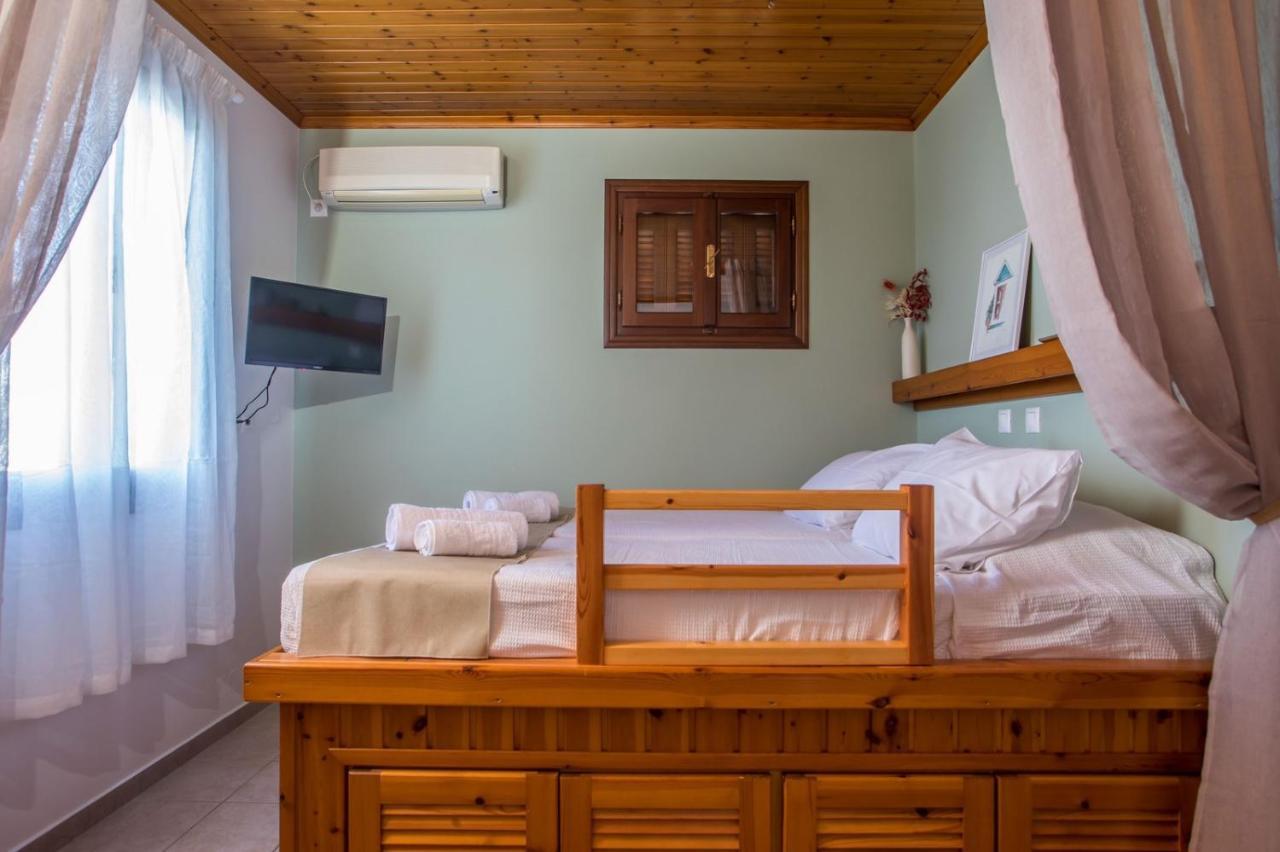 Margaritas Apartments Simi Zewnętrze zdjęcie